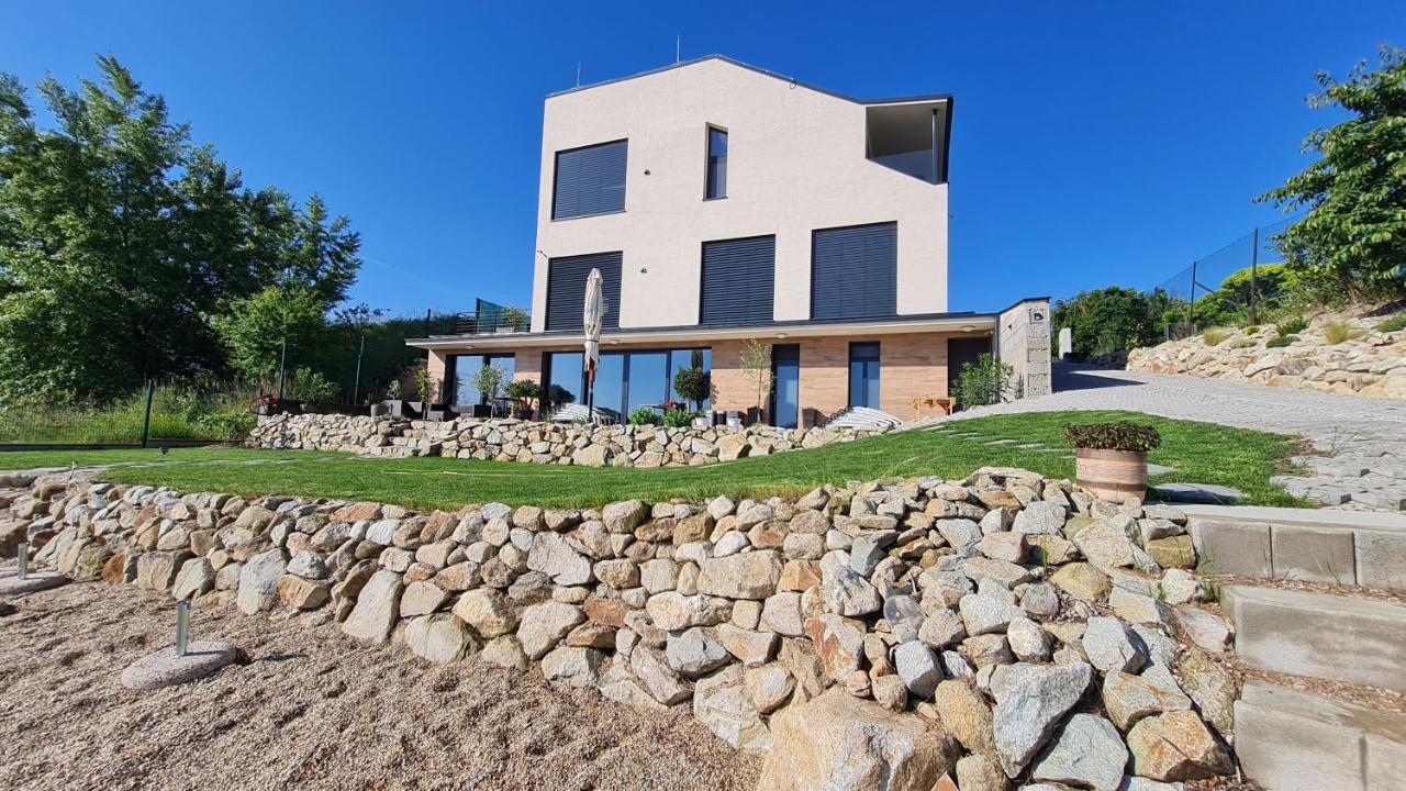 Vila Ferie Dunajska Luzna Εξωτερικό φωτογραφία