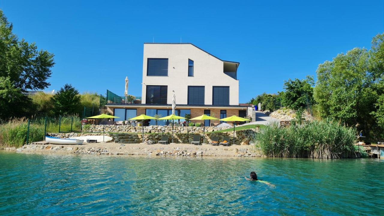 Vila Ferie Dunajska Luzna Εξωτερικό φωτογραφία